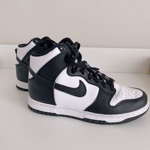 Nike panda dunk highs women’s size 6